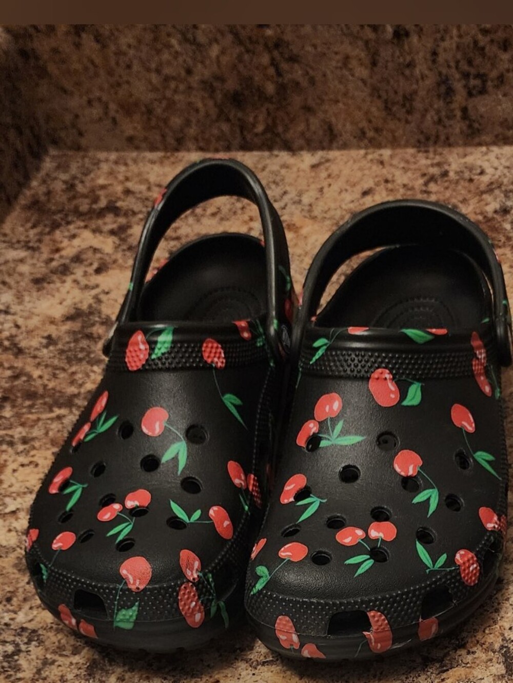 Crocs Classic Clogs Black with Red Cherry Print Women's 11 Men's 9